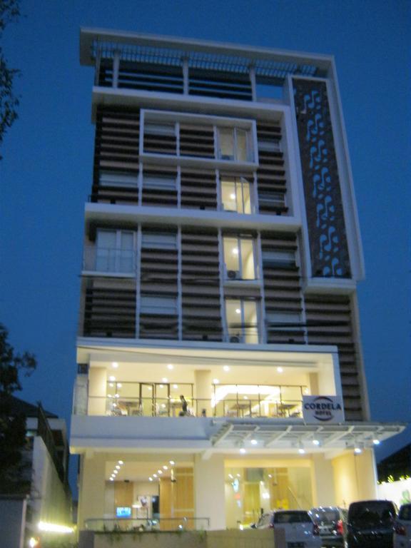 Cordela Hotel Cirebon Exteriér fotografie