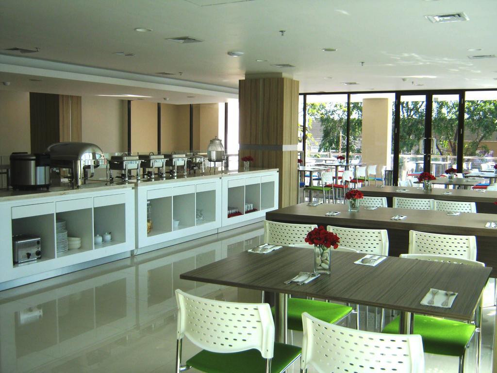 Cordela Hotel Cirebon Exteriér fotografie